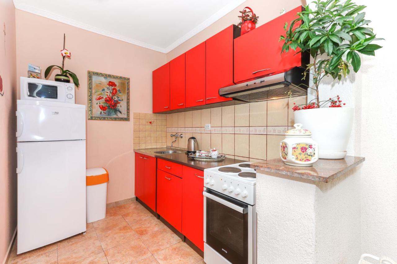 Villa Lastva Apartments 티바트 외부 사진
