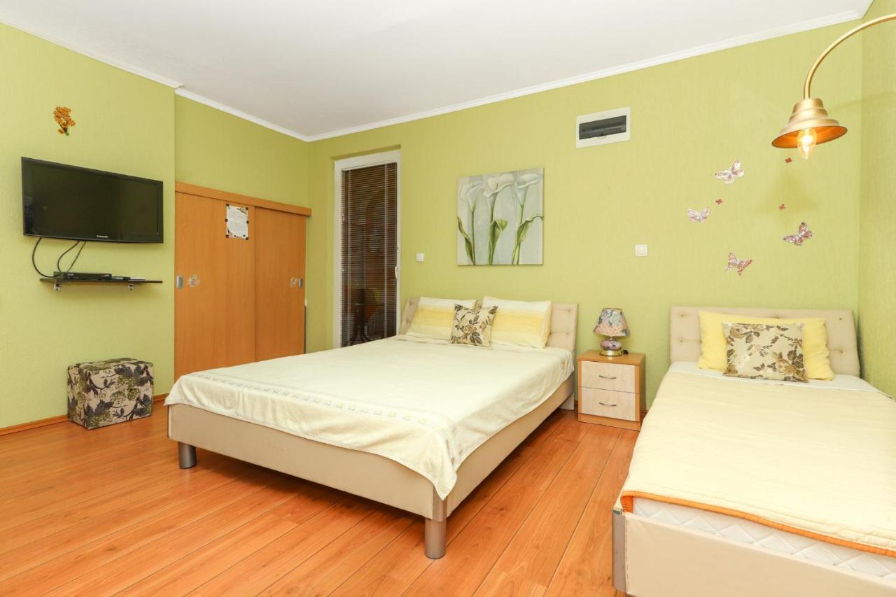 Villa Lastva Apartments 티바트 외부 사진