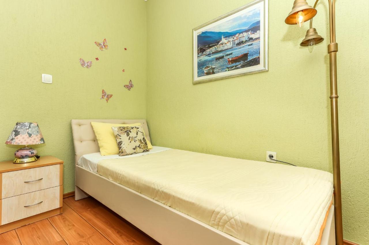 Villa Lastva Apartments 티바트 외부 사진